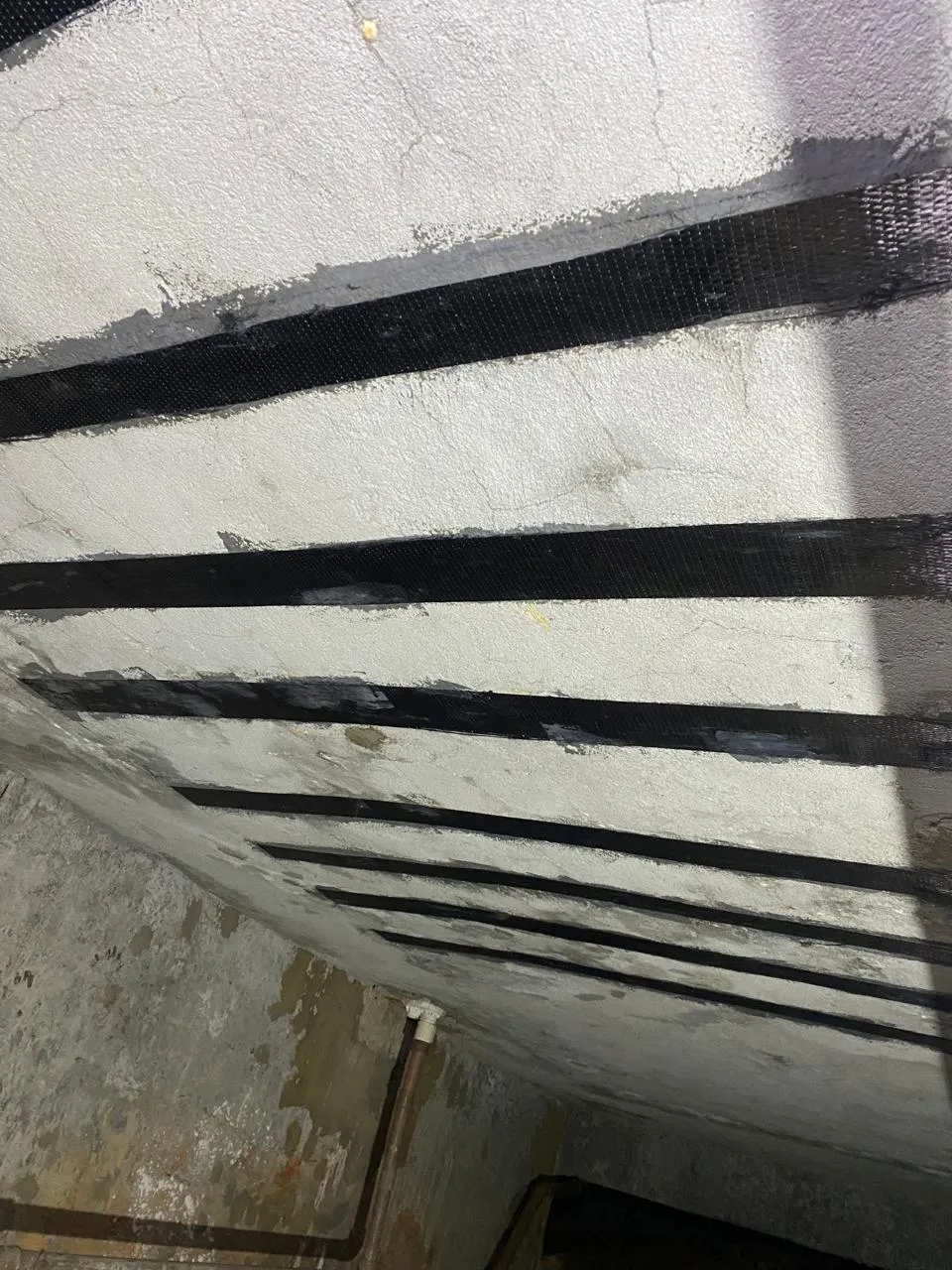 Reforço estrutural com fibra de carbono na Barra da Tijuca