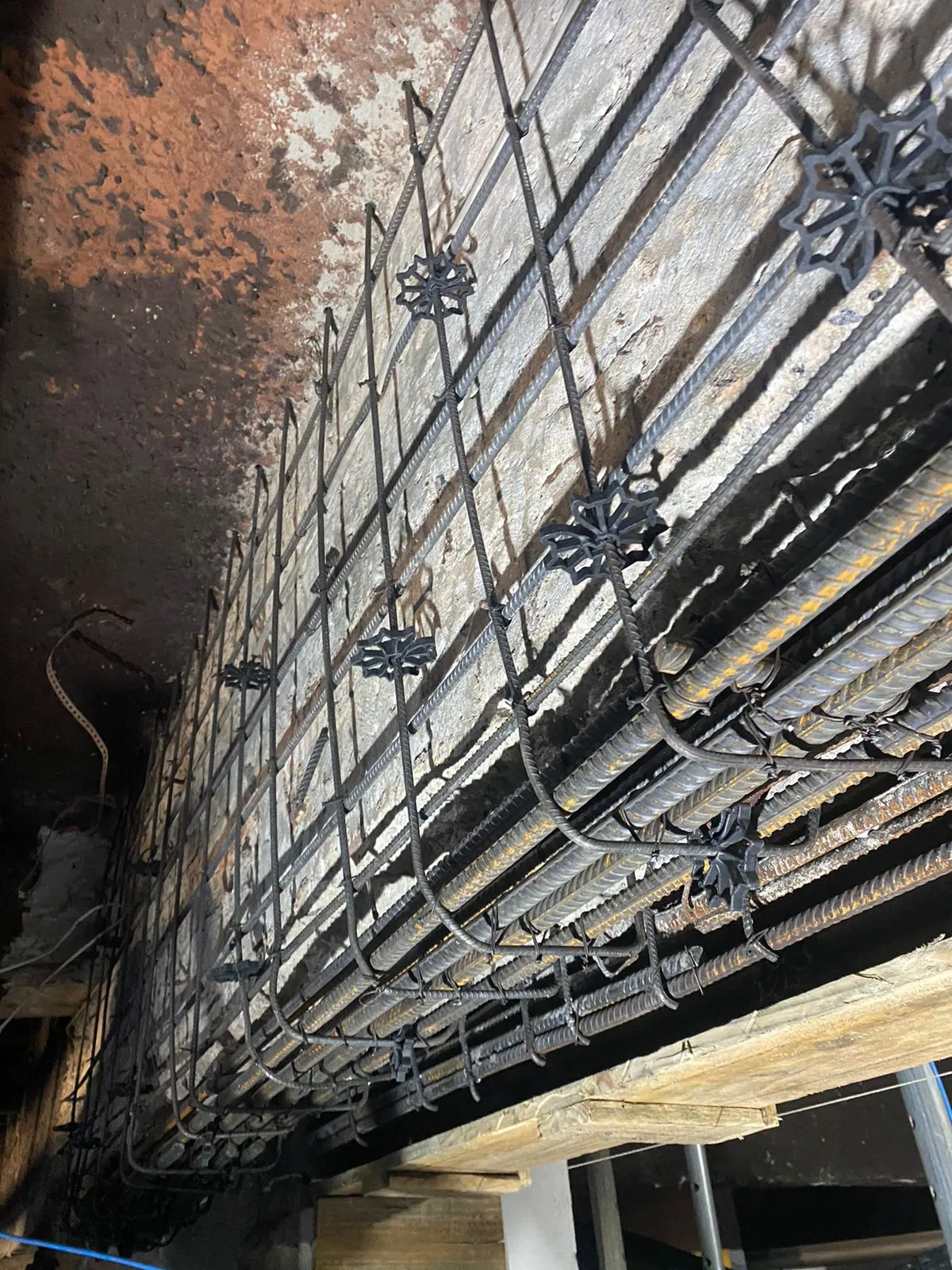 Reforço estrutural de paredes