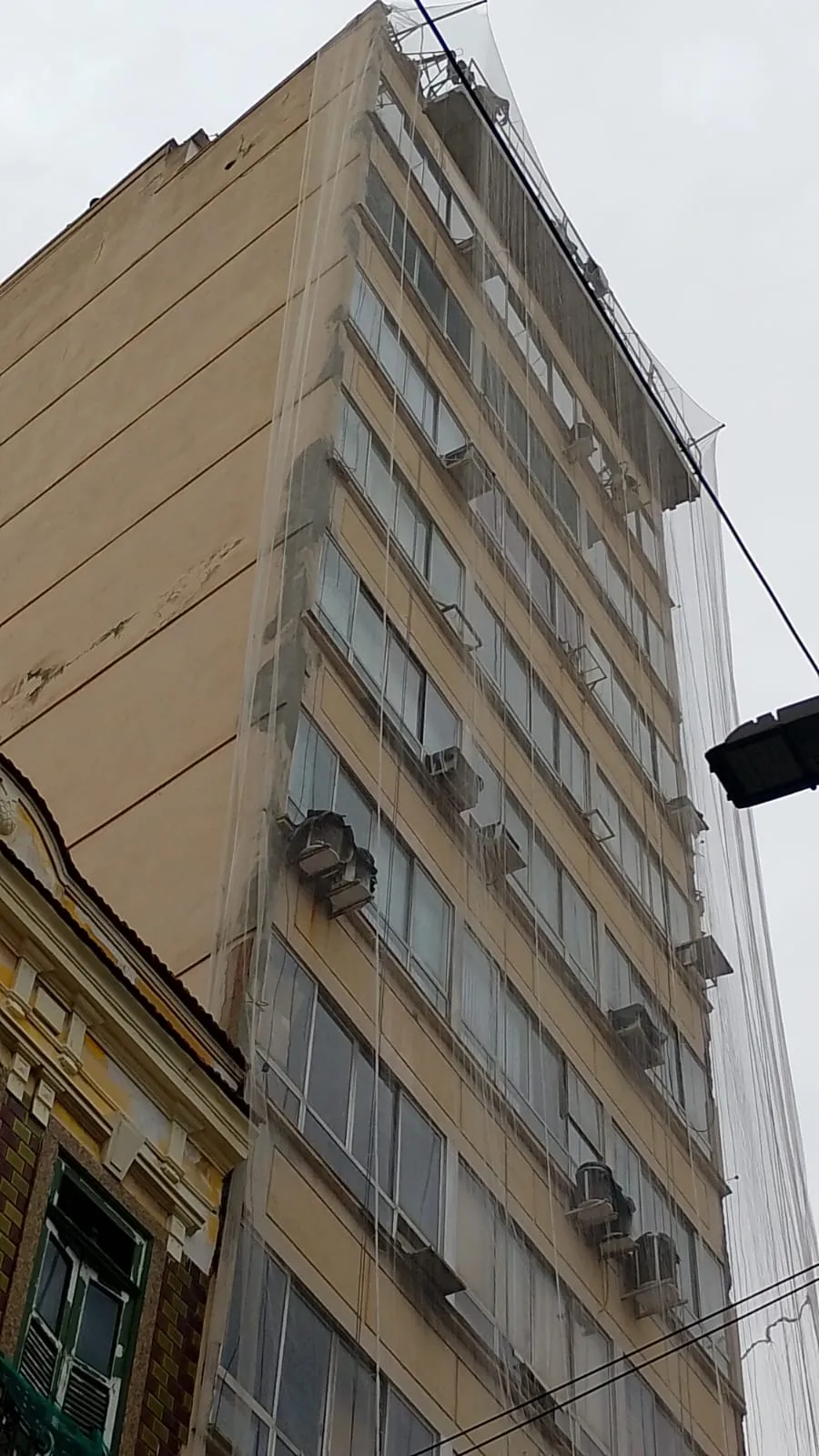 Reforma de fachada predial no Rio de Janeiro