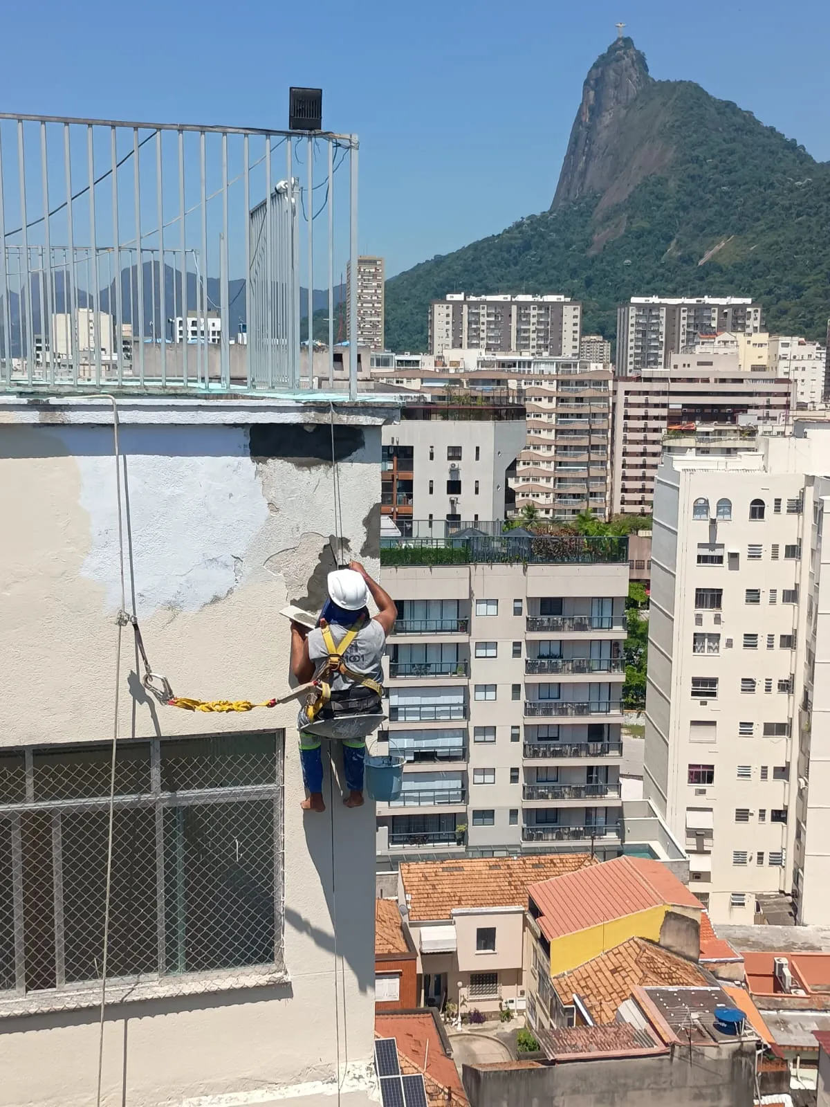 Restauração de fachadas na Barra da Tijuca